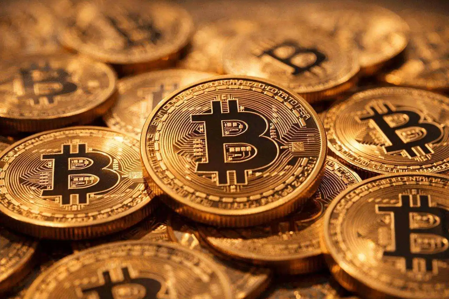 Global Markets Slide as AI Valuation Fears Deepen, Bitcoin Dips Below Key Levels